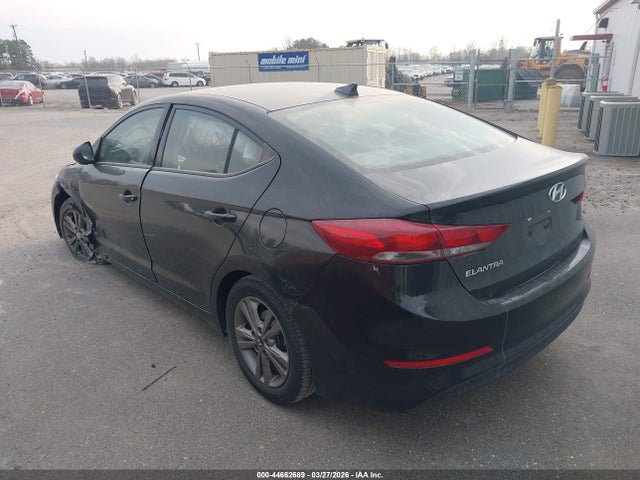 5NPD84LF5JH281198 Hyundai ELANTRA SEL