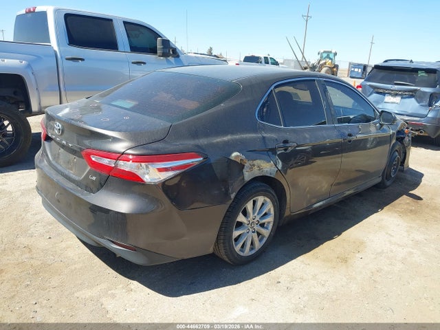 Продажа на аукционе авто 2018 Toyota Camry Le, vin: 4T1B11HK2JU045724, номер лота: 44662709