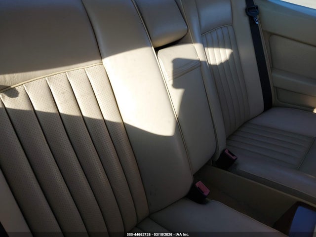 44662726 :رقم المزاد ، WDBEA50D6KA977674 vin ، 1989 Mercedes-benz 300 Ce مزاد بيع