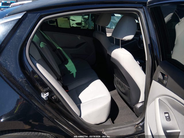5XXGM4A7XEG315657 KIA Optima Lx