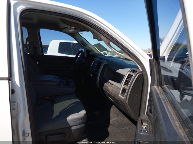 Aukcja sprzedaży 2018 Ram 1500 Express  4x4 5'7 Box, vin: 1C6RR7KG8JS254696, numer aukcji: 44662759