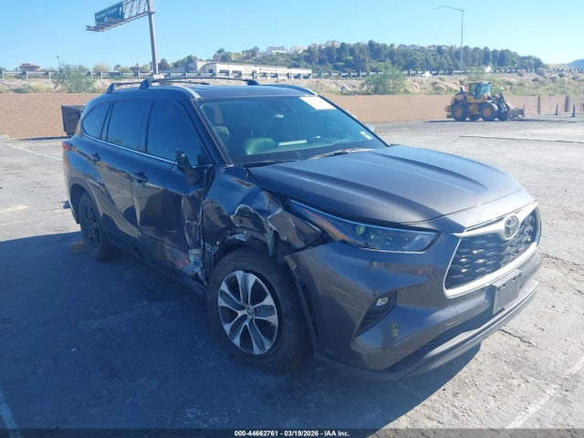 2022 TOYOTA HIGHLANDER 5TDHZRAH2NS555702