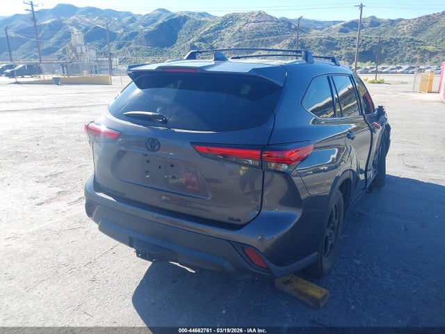 2022 TOYOTA HIGHLANDER 5TDHZRAH2NS555702 Photo 3