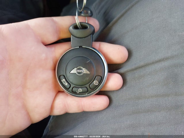 2014 MINI COUNTRYMAN WMWZC5C54EWP39862 Photo 10