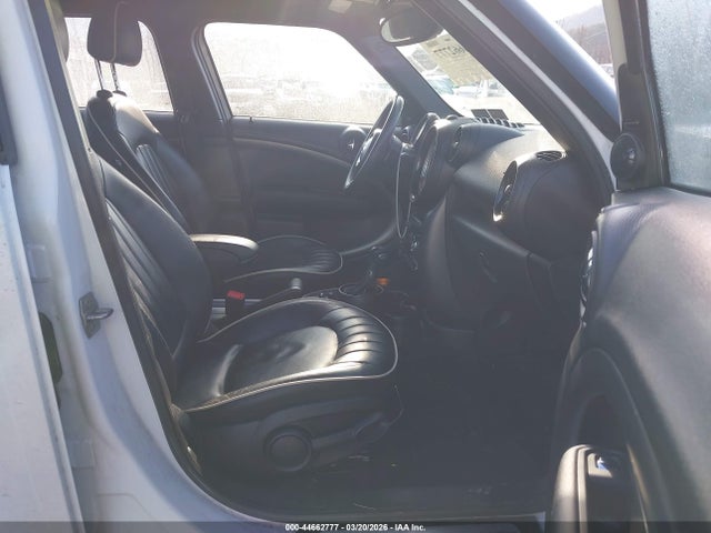 2014 MINI COUNTRYMAN WMWZC5C54EWP39862 Photo 4