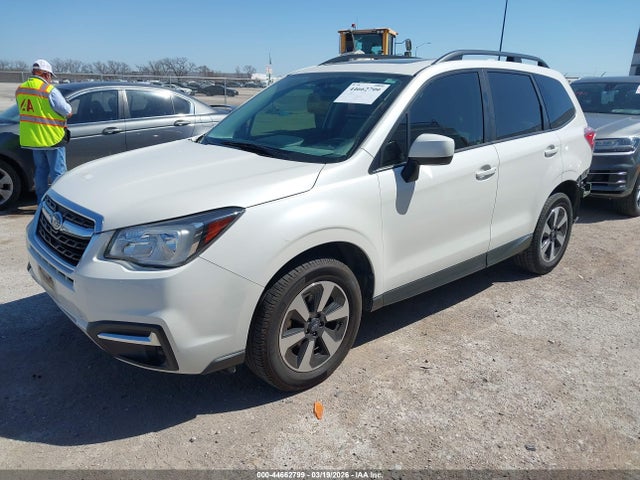 Продаж на аукціоні авто 2018 Subaru Forester 2.5i Premium, vin: JF2SJAEC9JH499805, номер лоту: 44662799