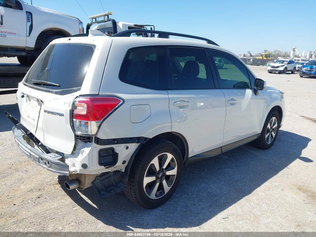 Продаж на аукціоні авто 2018 Subaru Forester 2.5i Premium, vin: JF2SJAEC9JH499805, номер лоту: 44662799