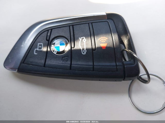 Продаж на аукціоні авто 2024 Bmw 330i, vin: 3MW69FF04R8E31399, номер лоту: 44662843