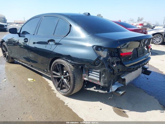 Продаж на аукціоні авто 2024 Bmw 330i, vin: 3MW69FF04R8E31399, номер лоту: 44662843