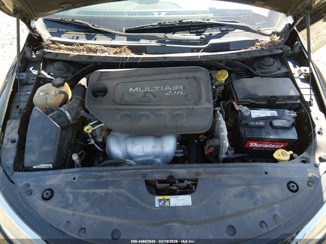 Продажа на аукционе авто 2015 Chrysler 200 Limited, vin: 1C3CCCABXFN595879, номер лота: 44662848