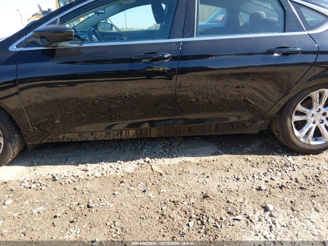 Продажа на аукционе авто 2015 Chrysler 200 Limited, vin: 1C3CCCABXFN595879, номер лота: 44662848