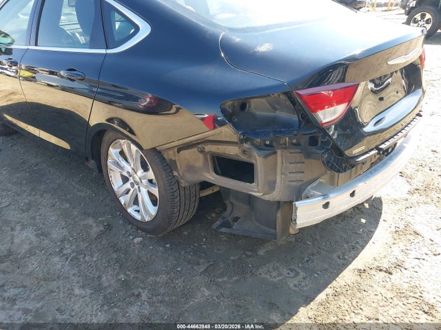 Продажа на аукционе авто 2015 Chrysler 200 Limited, vin: 1C3CCCABXFN595879, номер лота: 44662848
