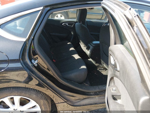 Продажа на аукционе авто 2015 Chrysler 200 Limited, vin: 1C3CCCABXFN595879, номер лота: 44662848