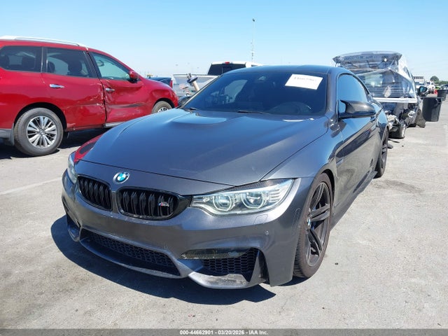 2015 BMW M4 WBS3R9C54FK329787 Photo 1
