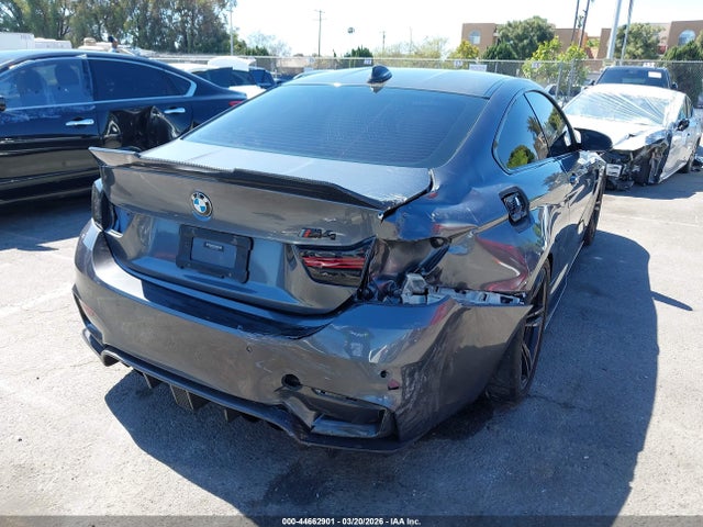 2015 BMW M4 WBS3R9C54FK329787 Photo 3