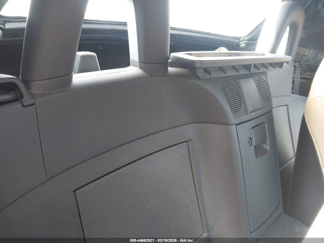 44662921 :رقم المزاد ، JM1NC2PF8C0221112 vin ، 2012 Mazda Mx-5 Miata Grand Touring مزاد بيع