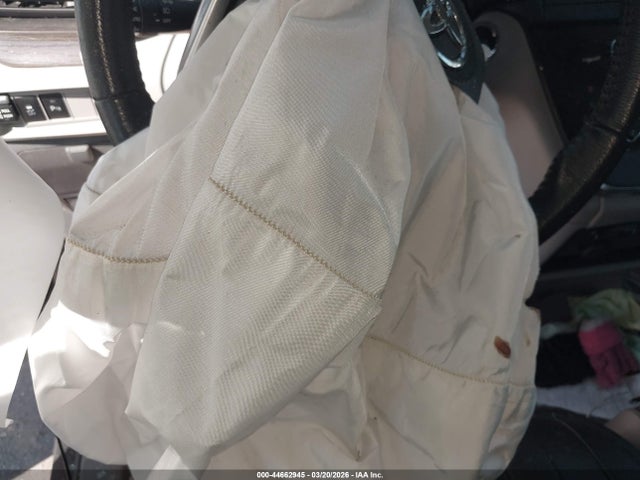5TDYZ3DC1JS954916 Toyota Sienna Xle 8 Passenger