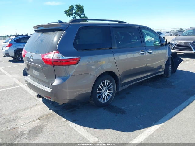 2018 TOYOTA SIENNA 5TDYZ3DC1JS954916 Photo 3
