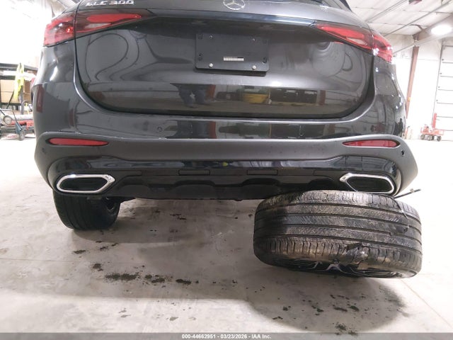 44662951 :رقم المزاد ، W1NKM4GB3SF259974 vin ، 2025 Mercedes-benz Glc 300 Suv مزاد بيع