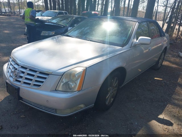 2011 CADILLAC DTS 1G6KH5E69BU134161 Photo 1