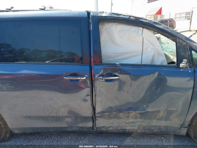 Toyota Sienna Xle 8 Passenger 2015 5TDYK3DC4FS577624 Image 13