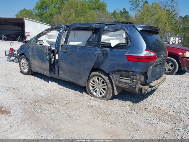 Toyota Sienna Xle 8 Passenger 2015 5TDYK3DC4FS577624 Image 3