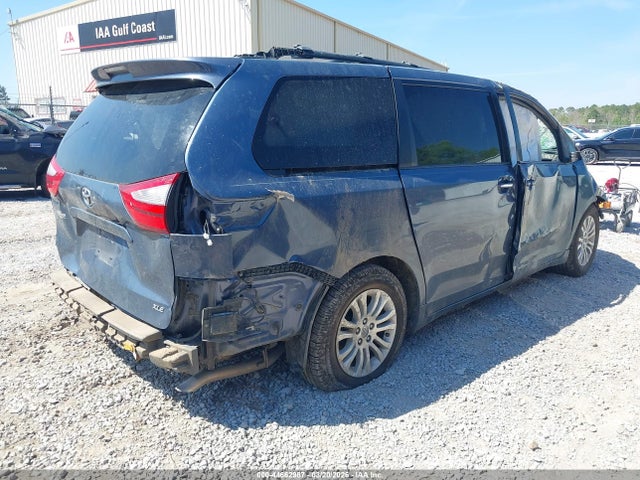 Toyota Sienna Xle 8 Passenger 2015 5TDYK3DC4FS577624 Image 4