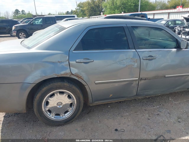Продажа на аукционе авто 2007 Chrysler 300 Touring, vin: 2C3KA53GX7H692709, номер лота: 44662996
