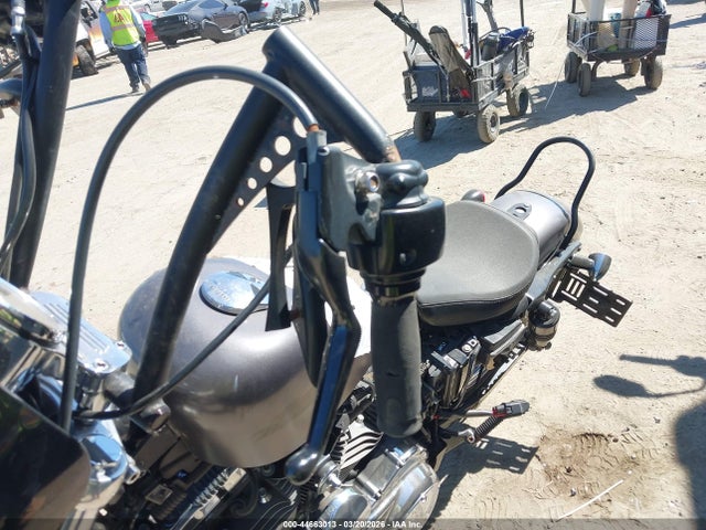 Harley-Davidson Xl1200 V 2016 1HD1LF330GC448802 Image 15