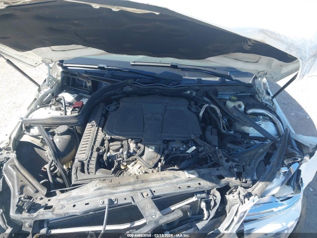 44663058 :رقم المزاد ، WDDGF8ABXDA830776 vin ، 2013 Mercedes-benz C 300 Luxury 4matic مزاد بيع