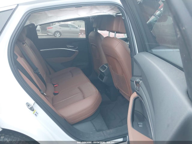 Audi Q8 E-tron S Line Premium Plus Quattro 2024 WA1CAAGE6RB016572 Image 8