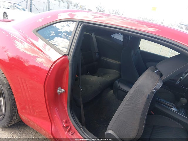 44663108 :رقم المزاد ، 2G1FA1E38C9207304 vin ، 2012 Chevrolet Camaro 2ls مزاد بيع