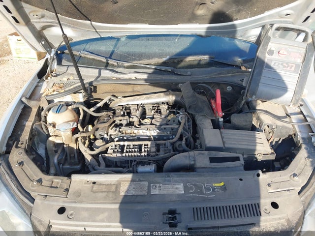 2015 Volkswagen Passat 1.8t Limited Edition მანქანა იყიდება აუქციონზე, vin: 1VWAS7A39FC109884, აუქციონის ნომერი: 44663109