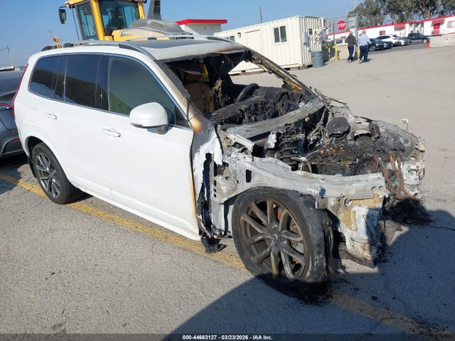 2016 VOLVO XC90 YV4A22PK9G1091725