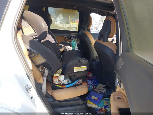 2016 VOLVO XC90 YV4A22PK9G1091725 Photo 7
