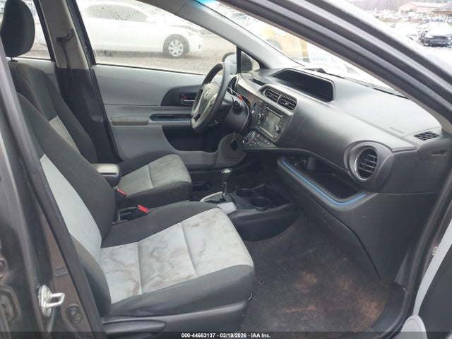 2013 TOYOTA PRIUS C JTDKDTB3XD1545368 Photo 4