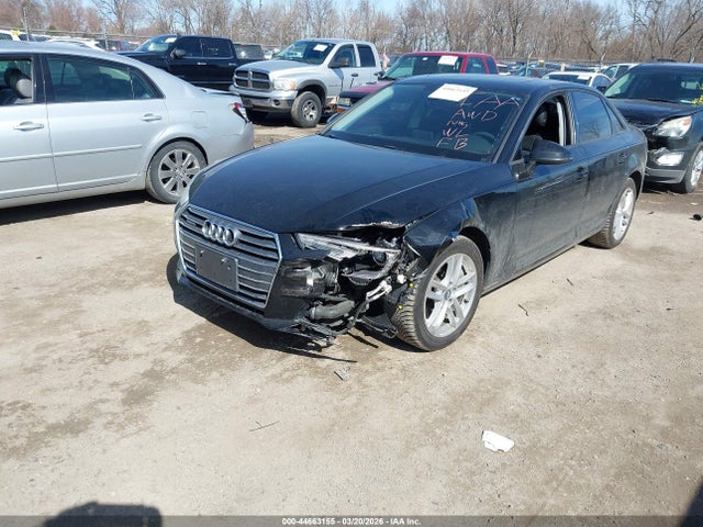 Продажа на аукционе авто 2017 Audi A4 2.0t Premium, vin: WAUANAF48HN066331, номер лота: 44663155
