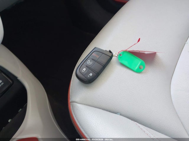 Jeep Renegade Limited 2015 ZACCJBDTXFPB98244 Image 11