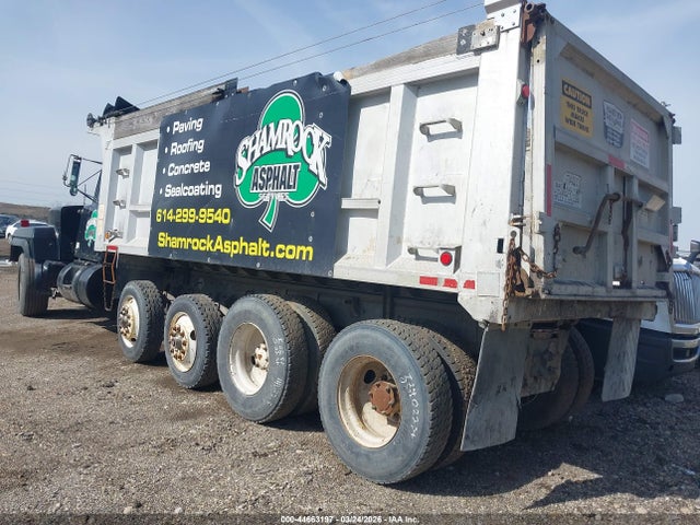 44663197 :رقم المزاد ، 1M2P267CXTM029557 vin ، 1996 Mack 600 Rd600 مزاد بيع