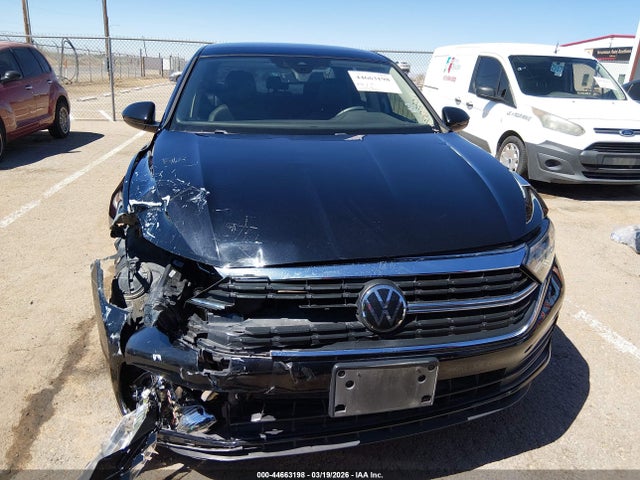 Aukcja sprzedaży 2024 Volkswagen Jetta 1.5t Se, vin: 3VW7M7BU7RM035704, numer aukcji: 44663198