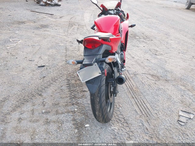Honda Cbr300 R 2015 MLHNC5101F5100139 Image 6