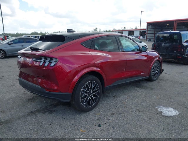 Ford Mustang Mach-e Premium 2025 3FMTK3R45SMA50788 Image 4