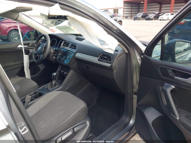 2020 Volkswagen Tiguan 2.0t S მანქანა იყიდება აუქციონზე, vin: 3VV1B7AX8LM074711, აუქციონის ნომერი: 44663269