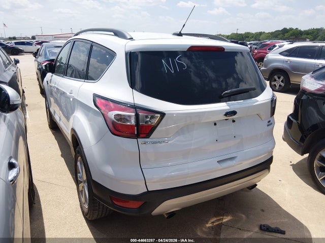 1FMCU0GD7JUA73849 Ford ESCAPE SE