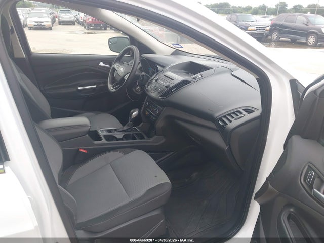 1FMCU0GD7JUA73849 Ford ESCAPE SE