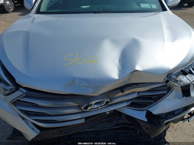 2017 Hyundai Santa Fe Sport 2.4l მანქანა იყიდება აუქციონზე, vin: 5XYZTDLB4HG442031, აუქციონის ნომერი: 44663319