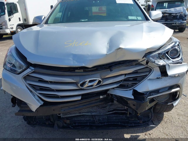 2017 Hyundai Santa Fe Sport 2.4l მანქანა იყიდება აუქციონზე, vin: 5XYZTDLB4HG442031, აუქციონის ნომერი: 44663319