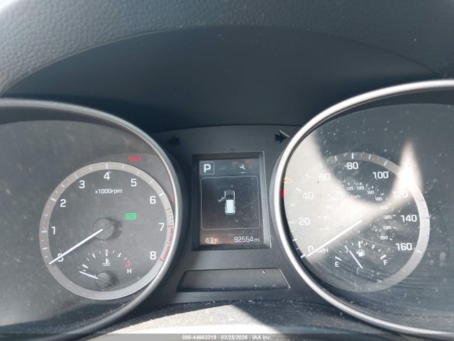 2017 Hyundai Santa Fe Sport 2.4l მანქანა იყიდება აუქციონზე, vin: 5XYZTDLB4HG442031, აუქციონის ნომერი: 44663319