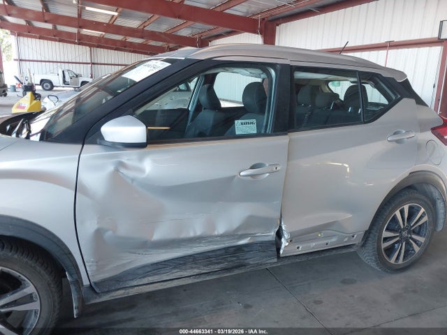 3N1CP5CU0KL518994 Nissan KICKS SV
