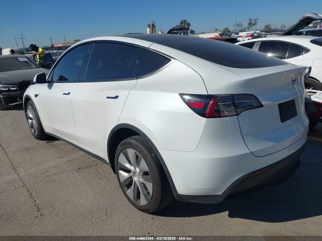 2023 TESLA MODEL Y 7SAYGAEE1PF752992 Photo 2